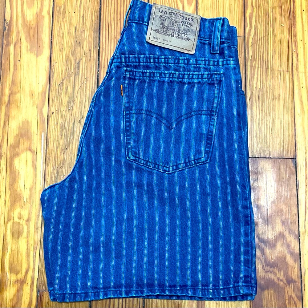 Vintage Levi’s Denim striped Mom Shorts